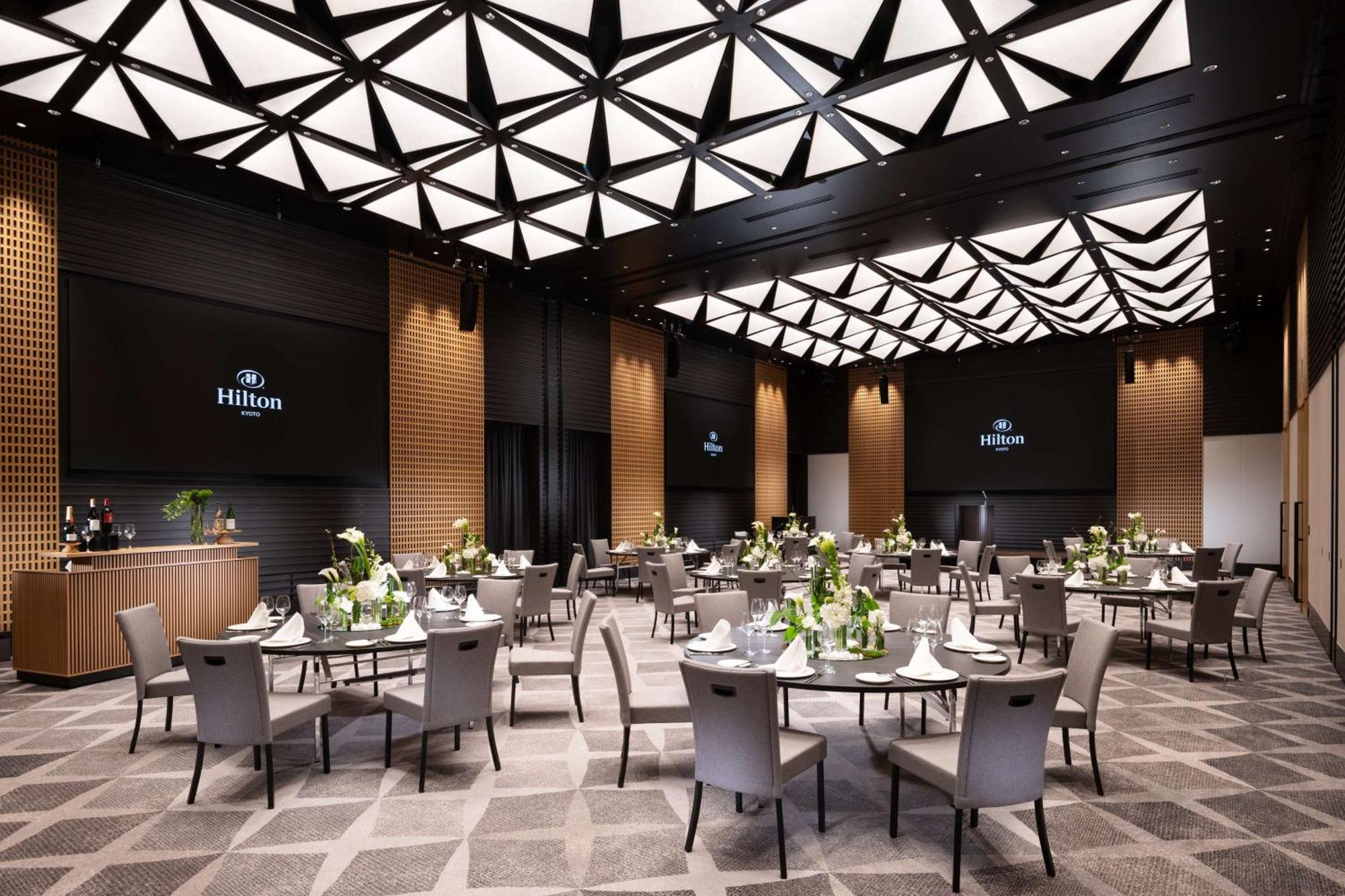 ホテル Hilton 京都市 エクステリア 写真