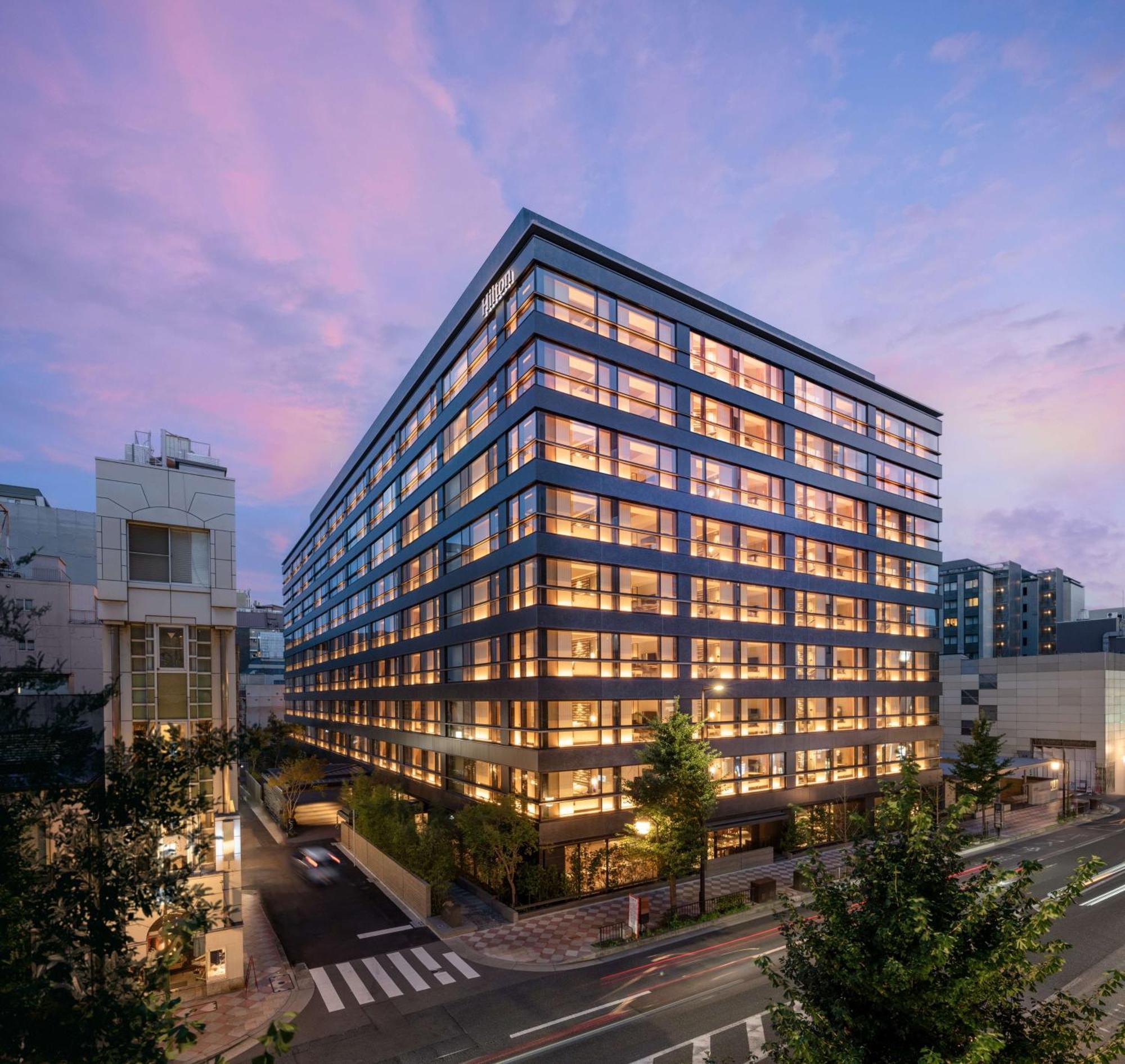 ホテル Hilton 京都市 エクステリア 写真